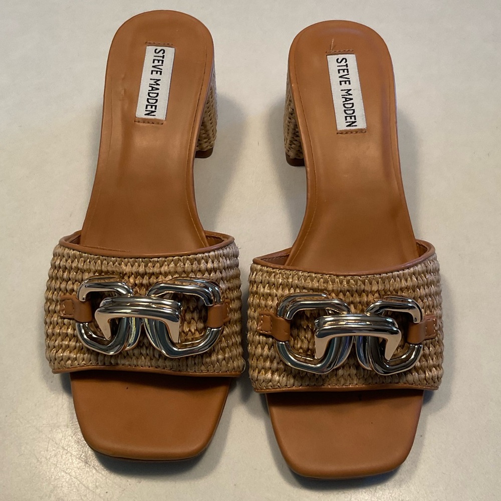 Anne Klein Tan and Silver Mules with Woven Strap
